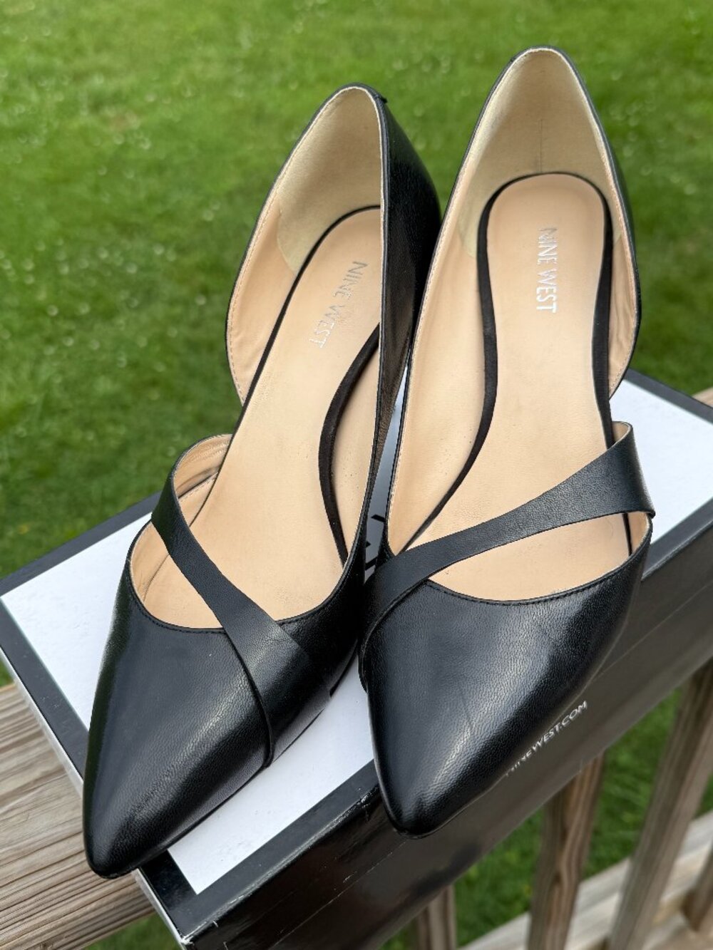 Nine West Black D'Orsay Heels Quiet Luxury Office Siren Chic 9.5 3758